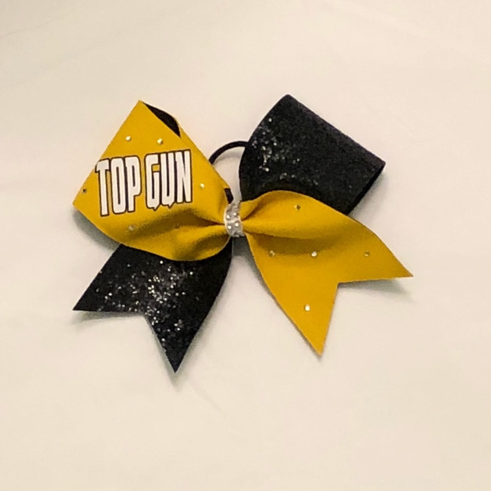 Top Gun all stars cheer bow